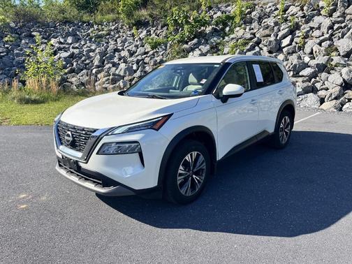 White 2023 Nissan Rogue SV