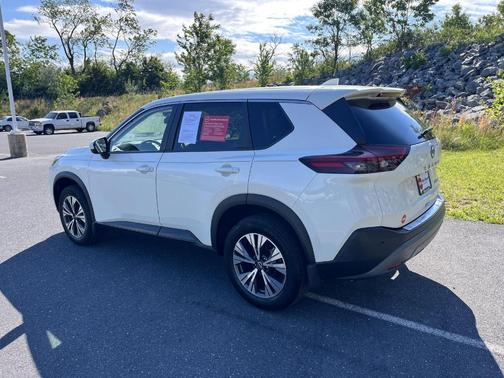 White 2023 Nissan Rogue SV