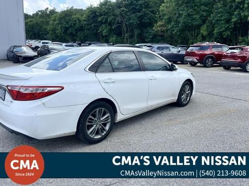 2017 Toyota Camry SE