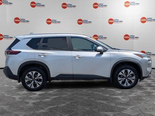 Brilliant Silver Metallic 2023 Nissan Rogue SV