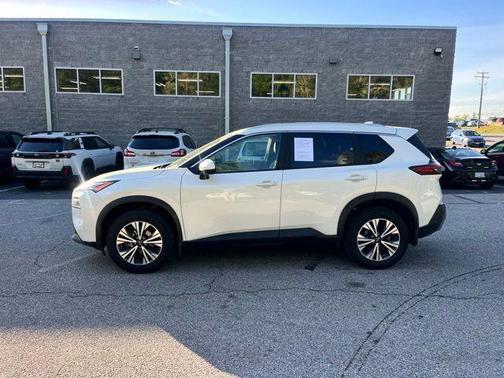 White 2023 Nissan Rogue SV