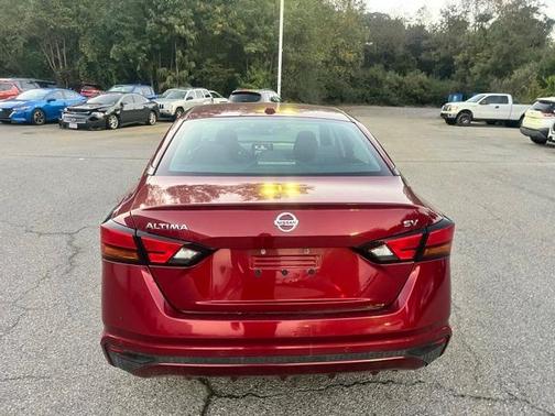 2022 Nissan Altima 2.5 SV
