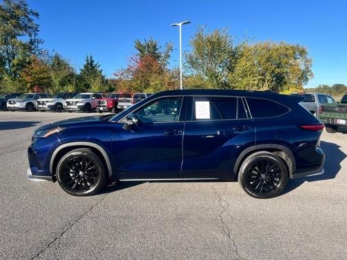 2023 Toyota Highlander XSE