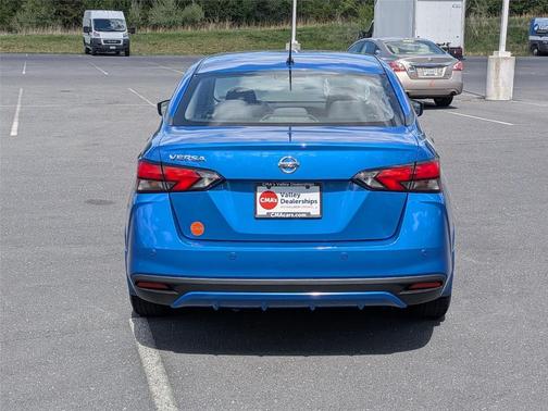 Electric Blue Metallic 2020 Nissan Versa S