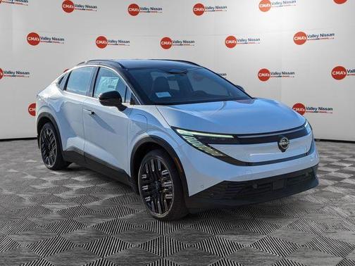 White / Black 2026 Nissan Leaf PLATINUM+