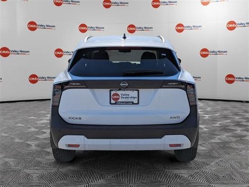 2026 Nissan Kicks SV