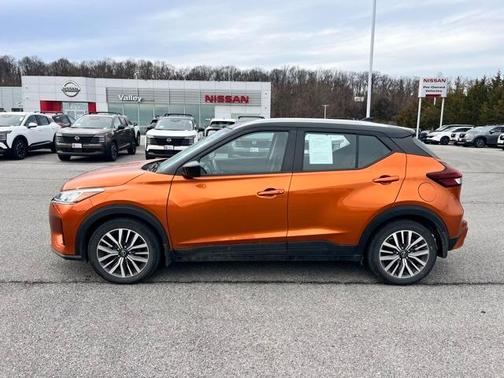 2022 Nissan Kicks SV