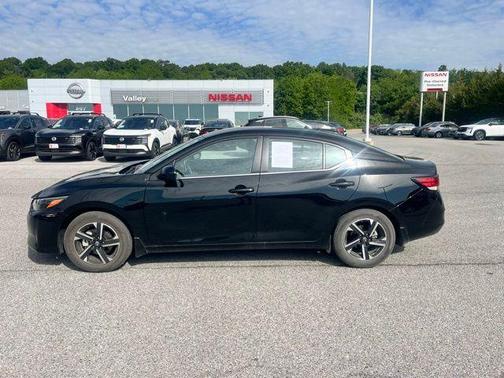 Black 2025 Nissan Sentra SV