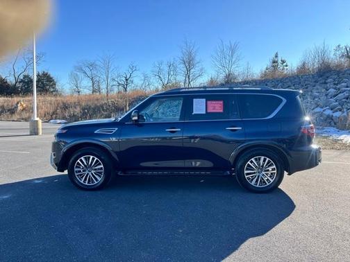 2022 Nissan Armada SL