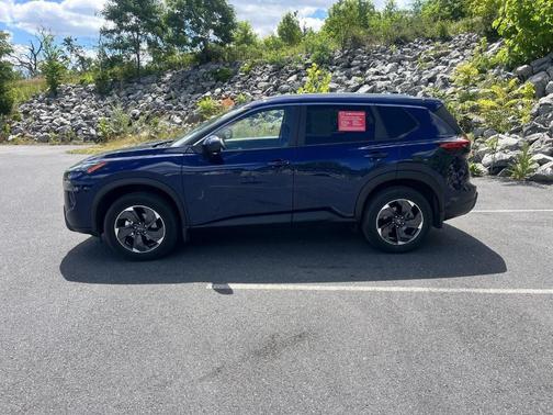 Deep Ocean Blue 2025 Nissan Rogue SV