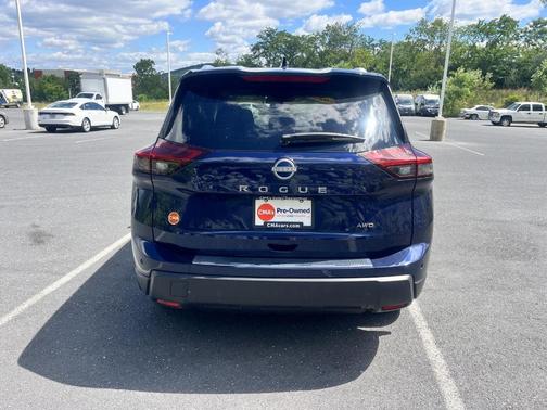 Deep Ocean Blue 2025 Nissan Rogue SV