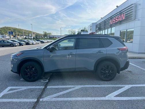2 Tone Gray / Black Roof 2023 Nissan Rogue SV