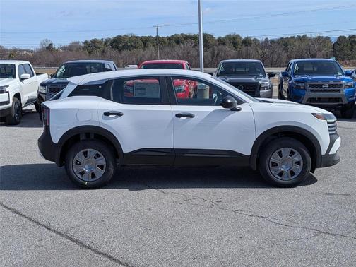 Fresh Powder 2026 Nissan Kicks S