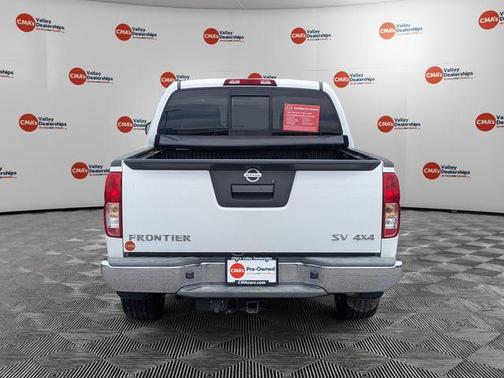 Glacier White 2018 Nissan Frontier SV
