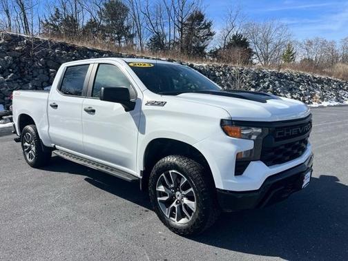 2023 Chevrolet Silverado 1500 Custom Trail Boss