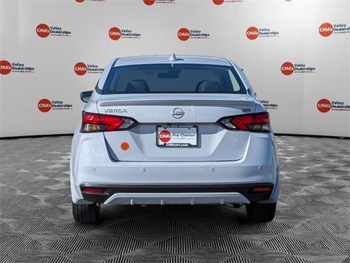 2024 Nissan Versa 1.6 SR