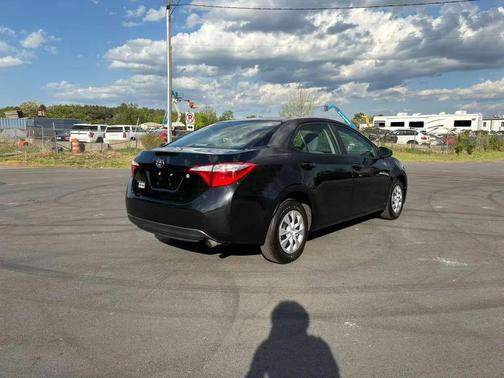 Black Sand Pearl 2016 Toyota Corolla L