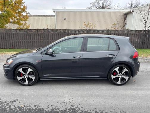 2016 Volkswagen Golf GTI 2.0T Autobahn 4-Door