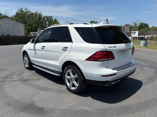 White 2018 Mercedes-Benz GLE 350 4MATIC