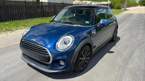 2016 MINI Hardtop Cooper
