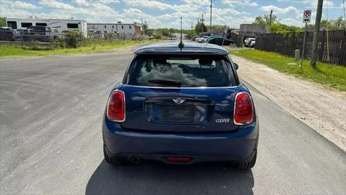 2016 MINI Hardtop Cooper