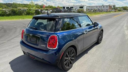 2016 MINI Hardtop Cooper