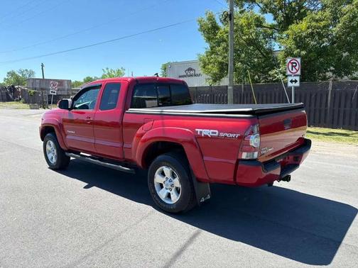 Barcelona Red Metallic 2014 Toyota Tacoma Base
