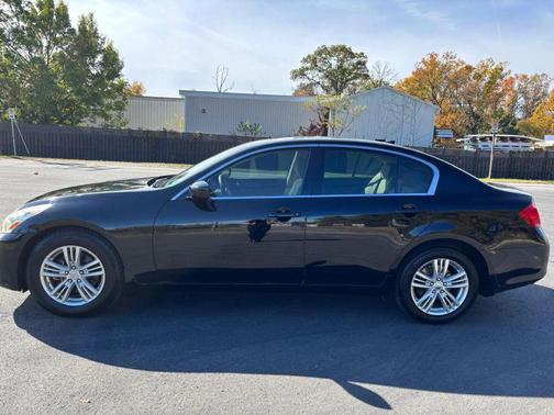 2012 INFINITI G37x Base