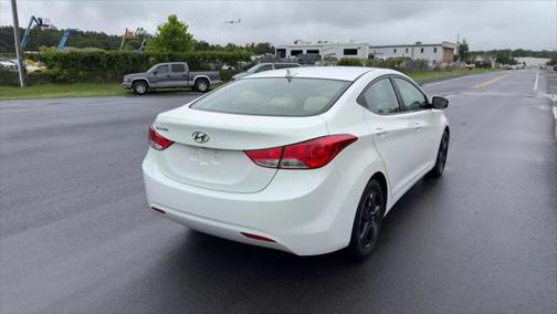 2011 Hyundai ELANTRA GLS