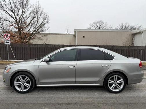 2014 Volkswagen Passat 2.0L TDI DSG SEL Premium