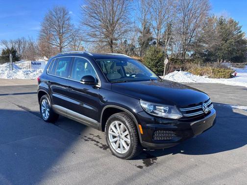 2017 Volkswagen Tiguan 2.0T Wolfsburg Edition