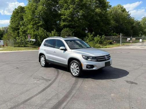 2015 Volkswagen Tiguan 2.0T SE 4MOTION