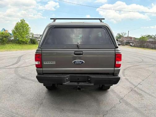 Gray 2011 Ford Ranger XLT