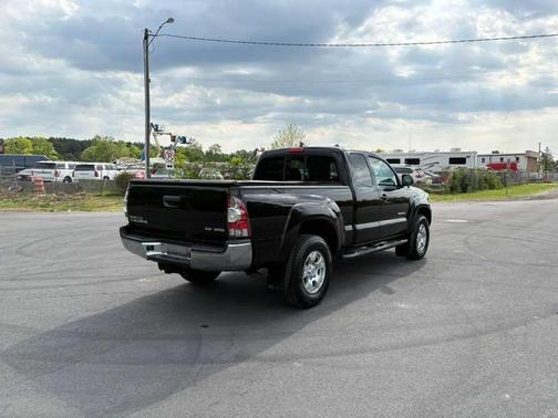 Black 2015 Toyota Tacoma Base