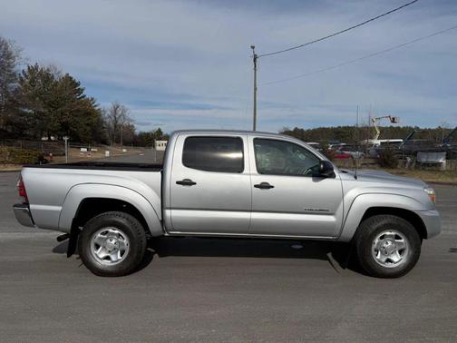 2013 Toyota Tacoma Base
