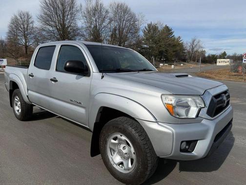 2013 Toyota Tacoma Base