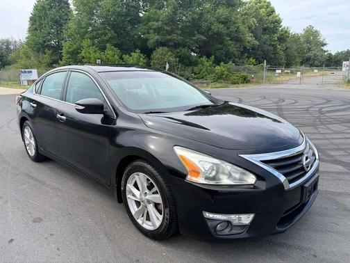 Super Black 2015 Nissan Altima 2.5 SL