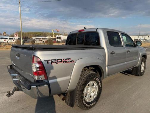 2015 Toyota Tacoma Base