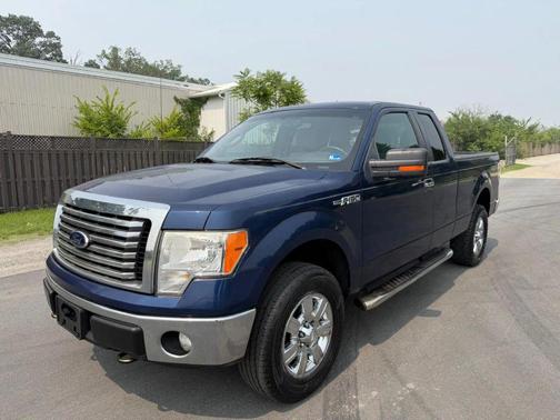 Blue 2012 Ford F-150 XLT