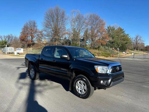 2015 Toyota Tacoma Base