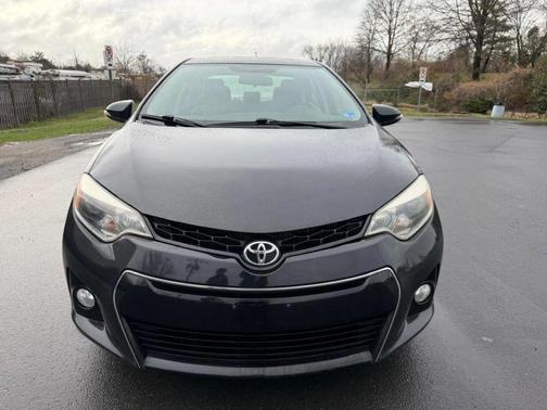 2014 Toyota Corolla S Plus