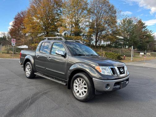 2010 Nissan Frontier LE