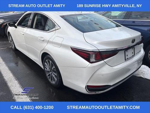 2022 Lexus ES 250 Base