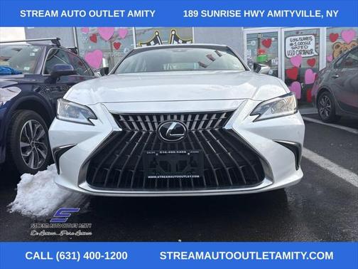2022 Lexus ES 250 Base