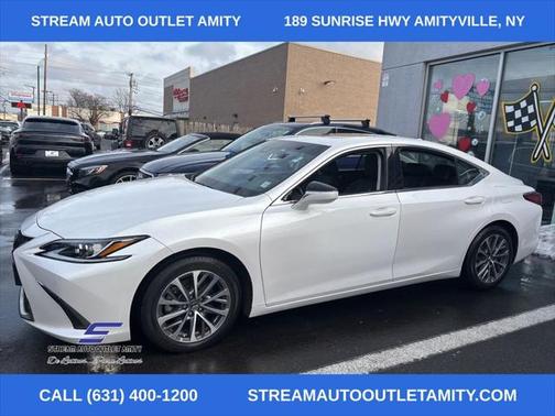 2022 Lexus ES 250 Base