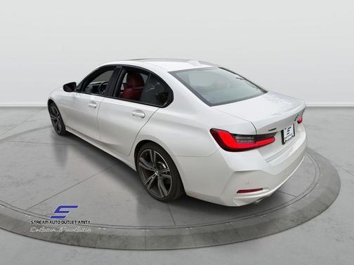 2023 BMW 330 xDrive