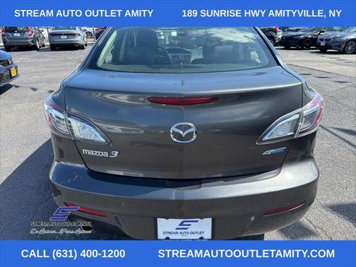 2013 Mazda Mazda3 i Touring