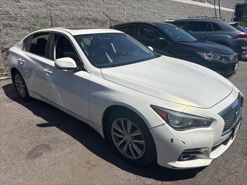 2014 INFINITI Q50 Premium