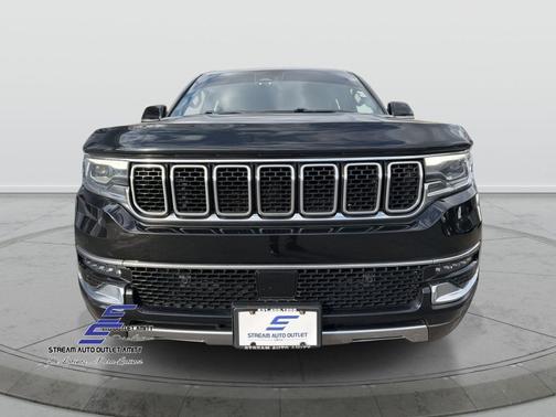 2022 Jeep Wagoneer Series III 4x4