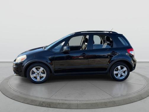 2011 Suzuki SX4 Tech Valu Pkg (NAV)